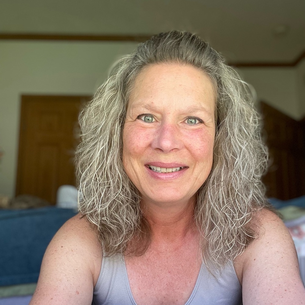 Meet your Posher, Stacie